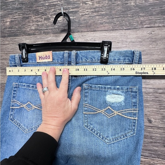 Mudd Blue Straight Leg Distressed Jeans - Picture 4 of 9